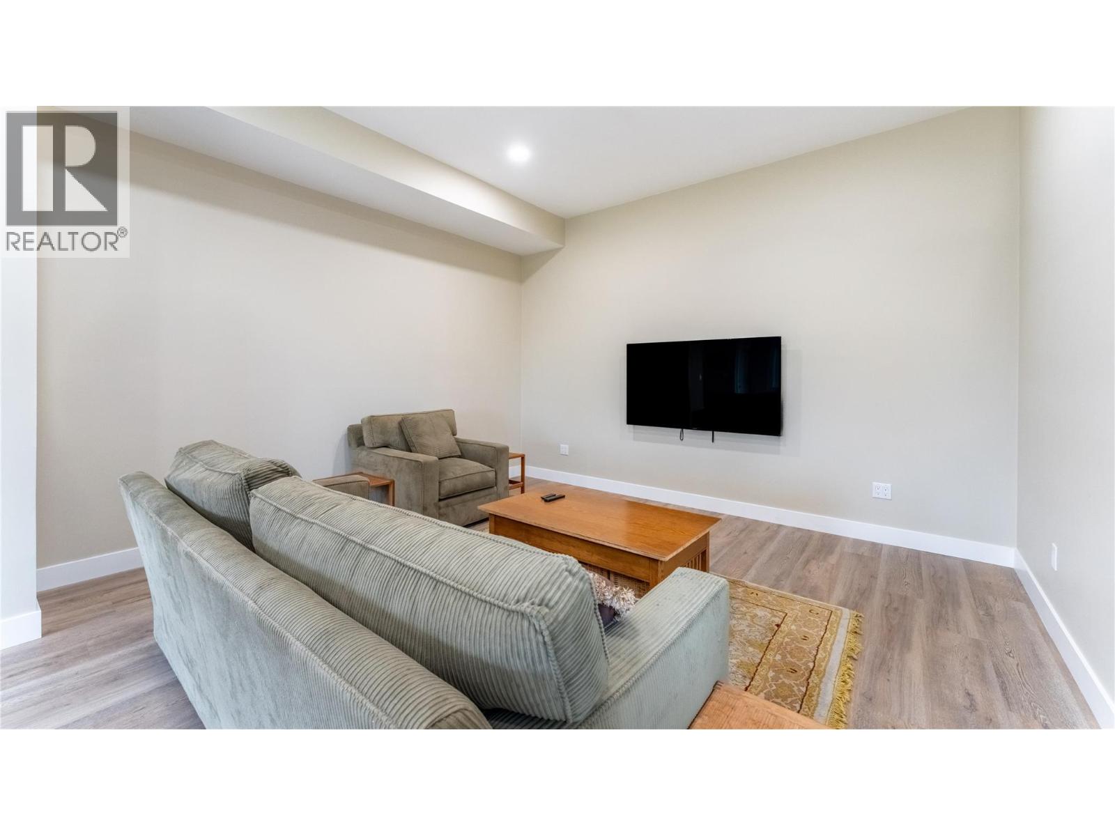 1151 12TH Avenue N, Creston