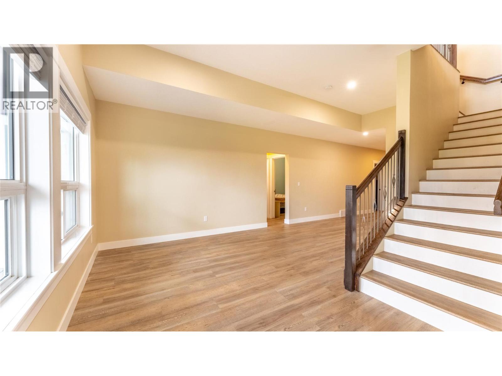 1151 12TH Avenue N, Creston