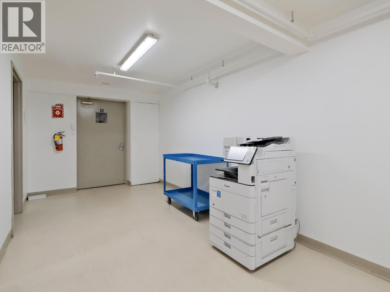 260 Okanagan Avenue E, Penticton