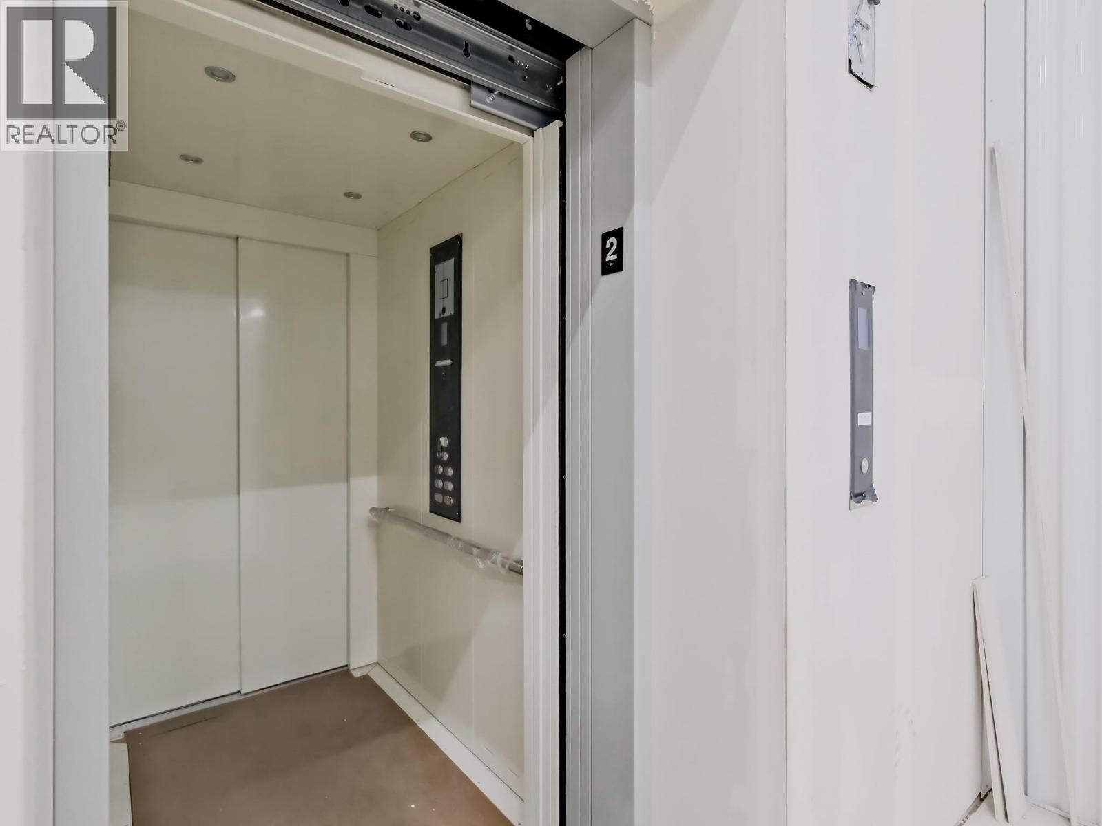 260 Okanagan Avenue E, Penticton