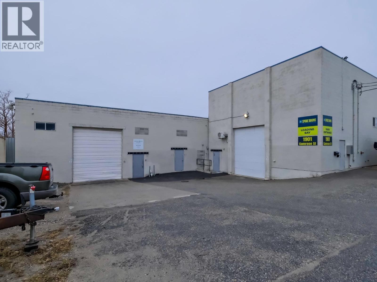 260 Okanagan Avenue E, Penticton