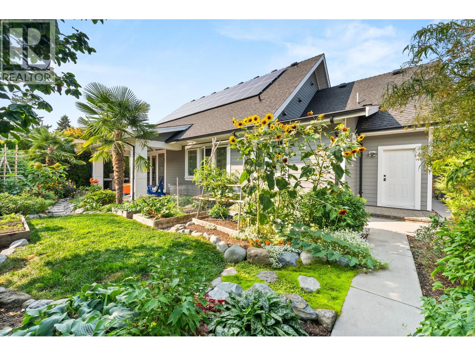 4896 12 Avenue, Delta