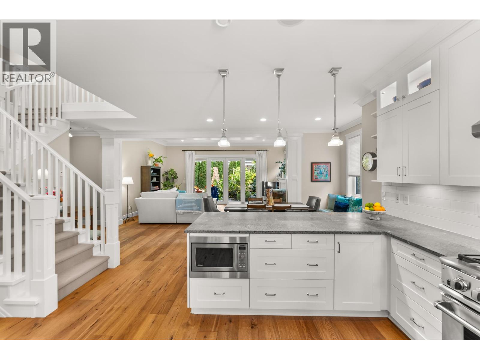 4896 12 Avenue, Delta