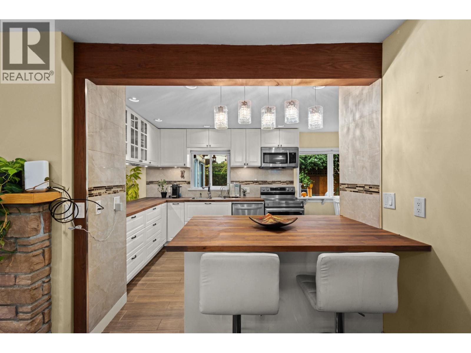 3440 BLUEBONNET ROAD, North Vancouver