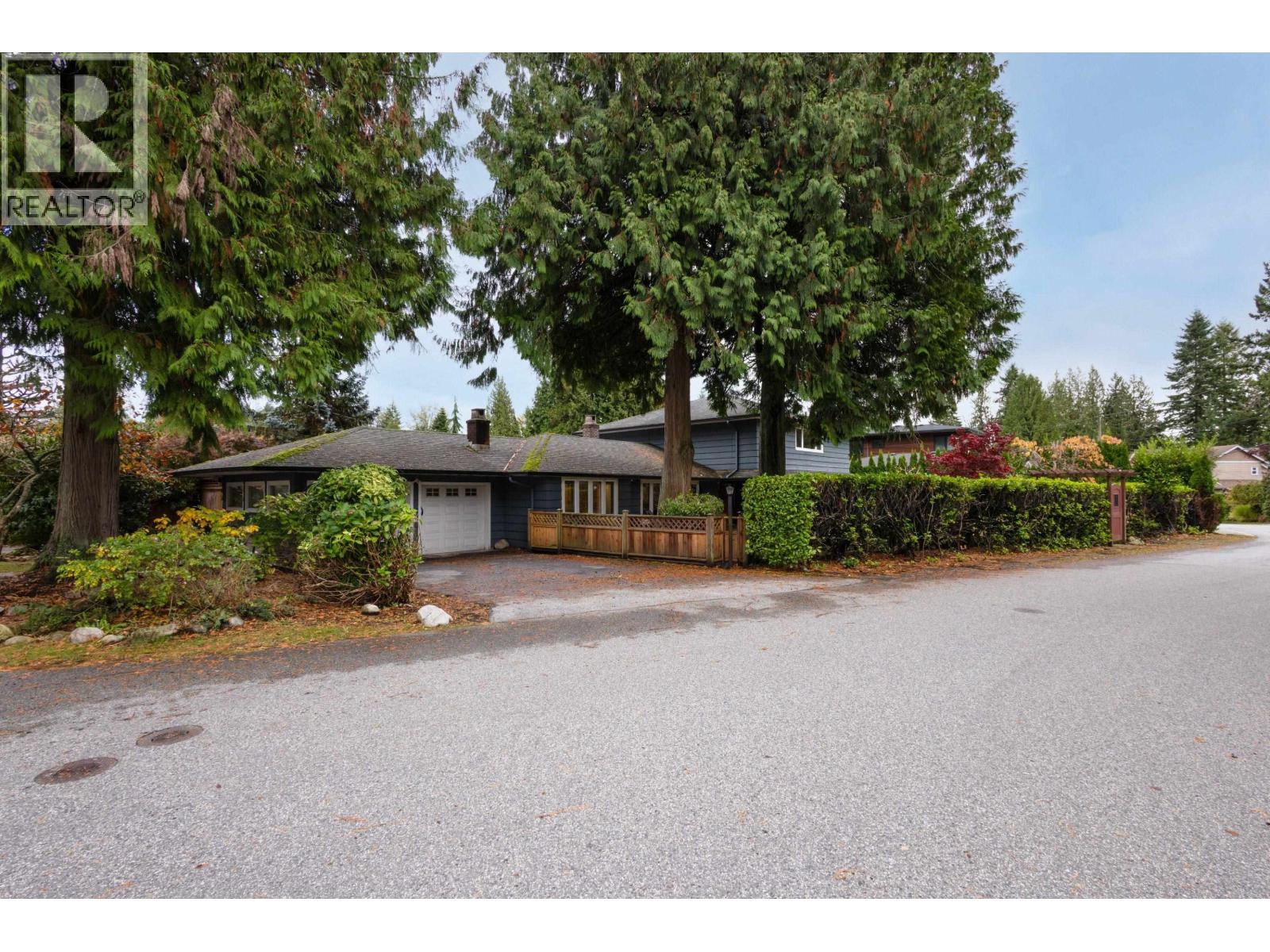 3440 BLUEBONNET ROAD, North Vancouver