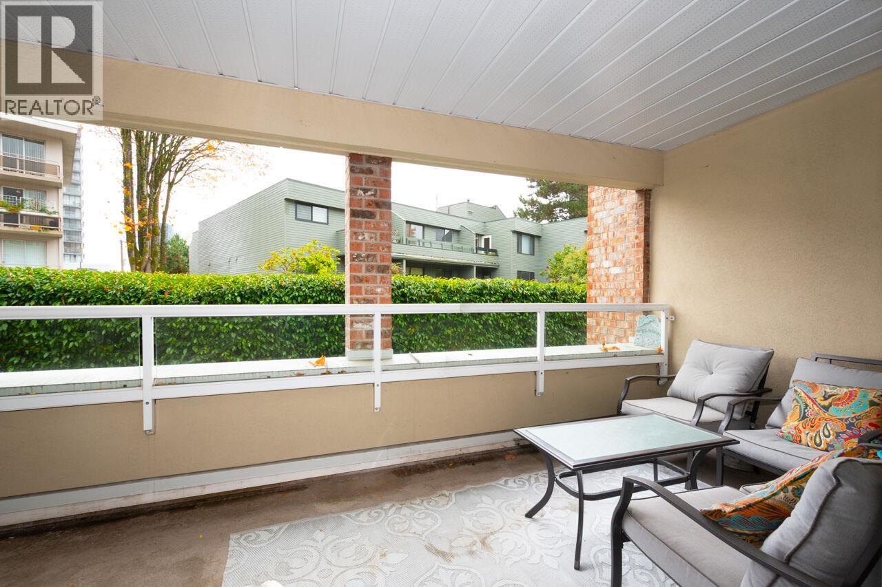 7 2110 MARINE DRIVE, West Vancouver