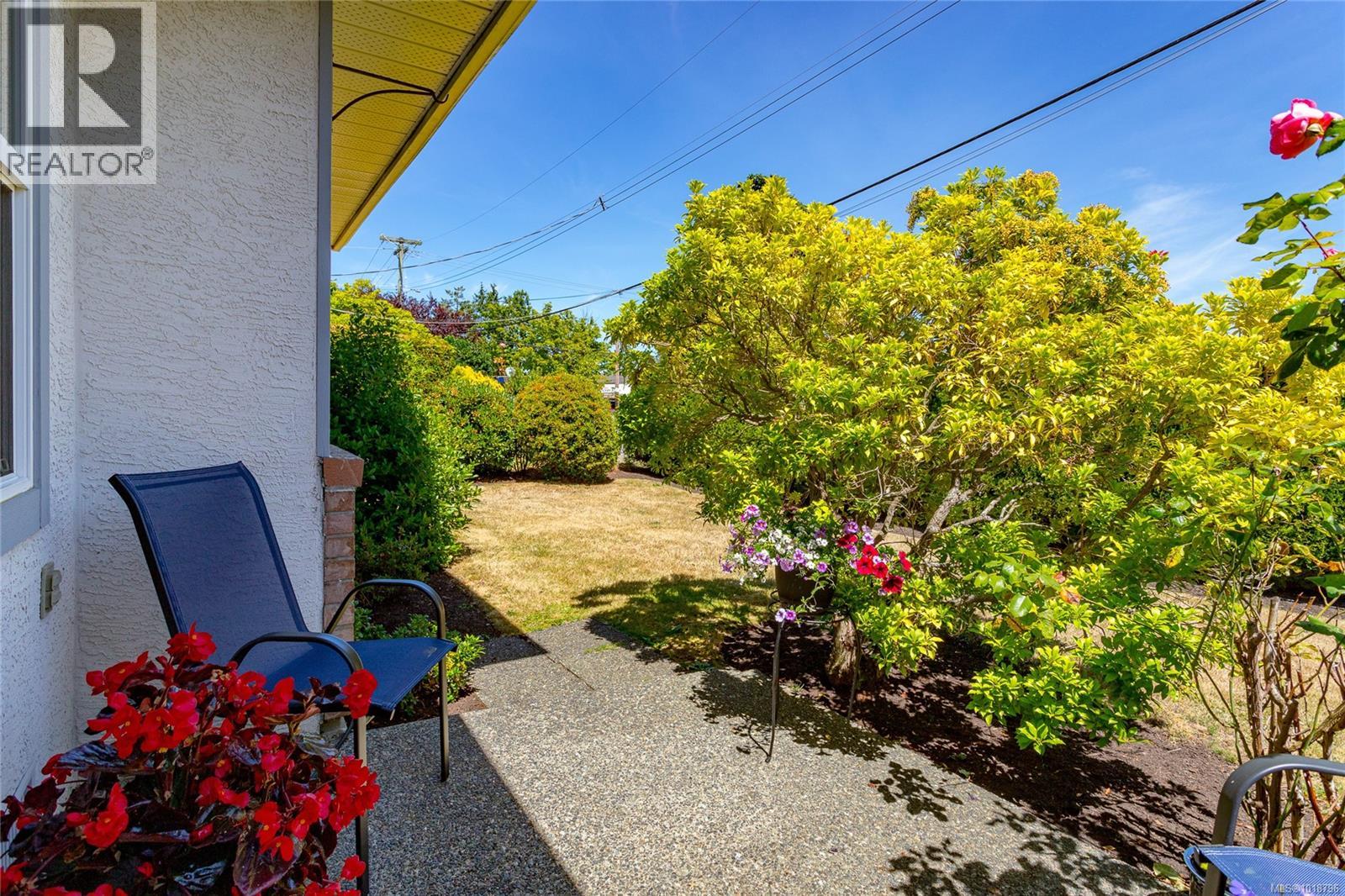 D 10124 Resthaven Drive, Sidney