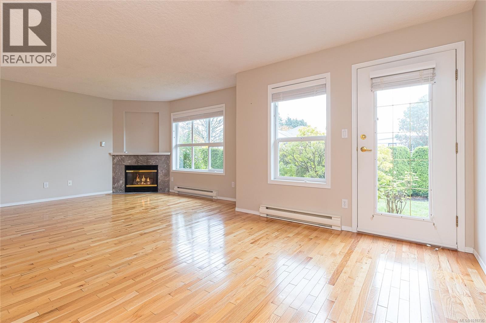 D 10124 Resthaven Drive, Sidney