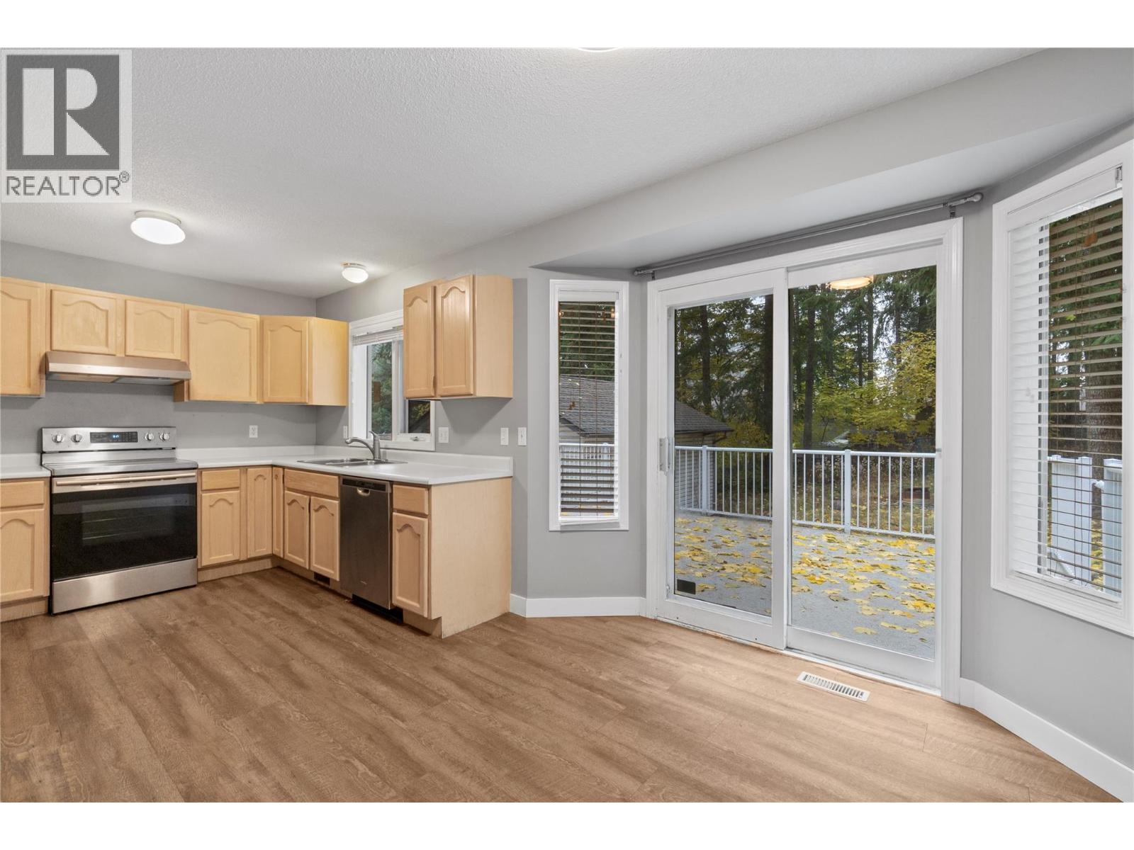  660 25 Street, Salmon Arm