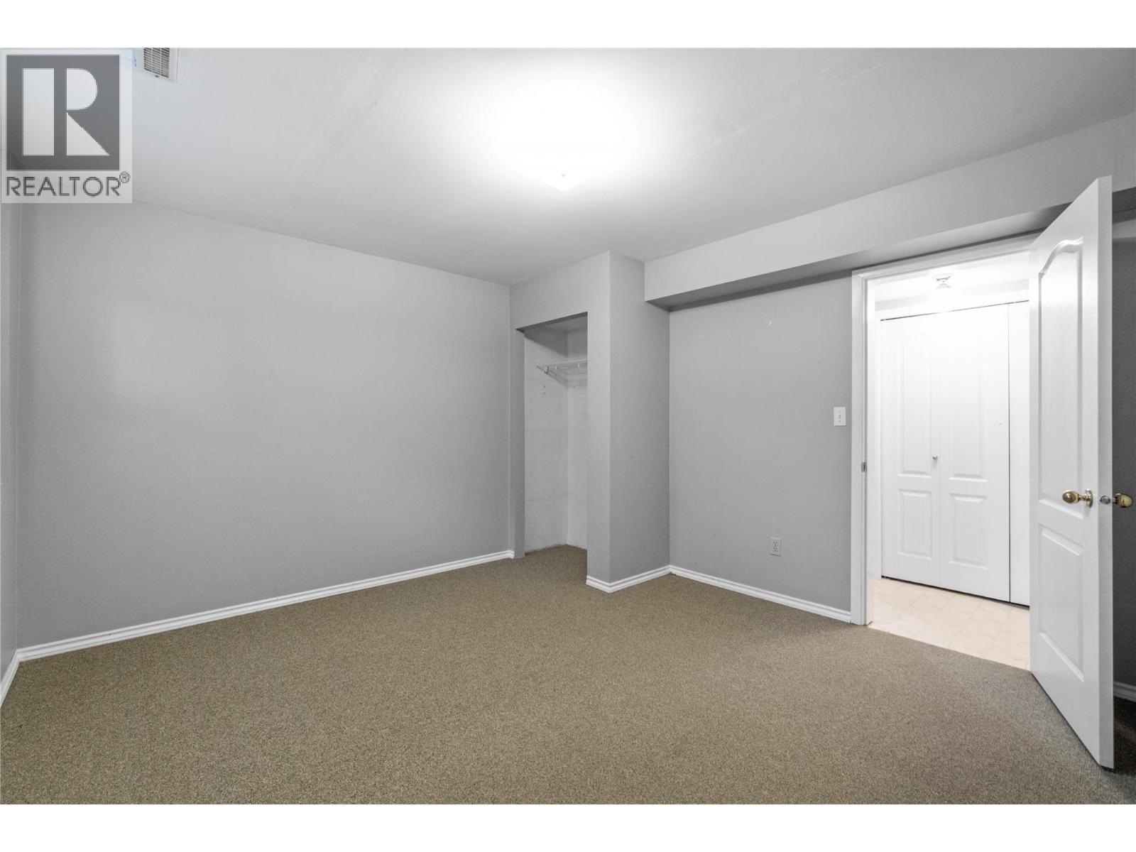  660 25 Street, Salmon Arm