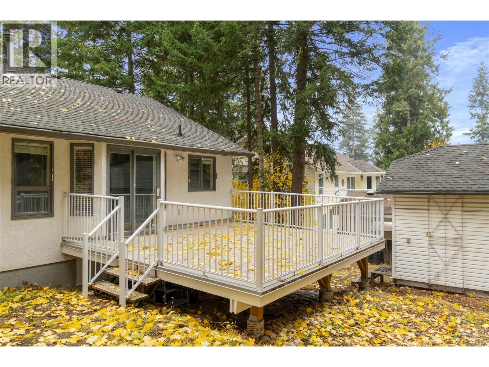  660 25 Street, Salmon Arm