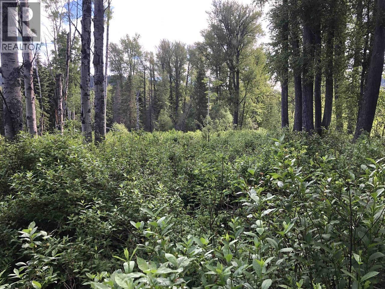 3078 BRADLEY CREEK ROAD, 100 Mile House