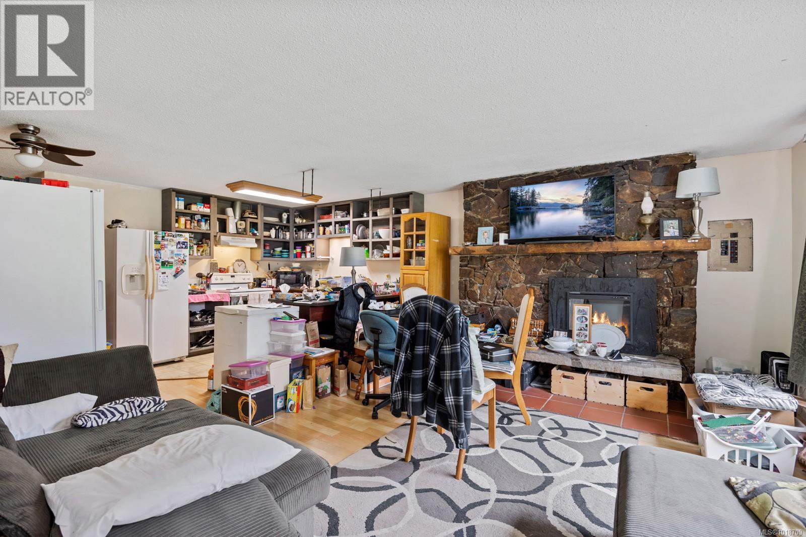 4792 Lewis Rd, Campbell River