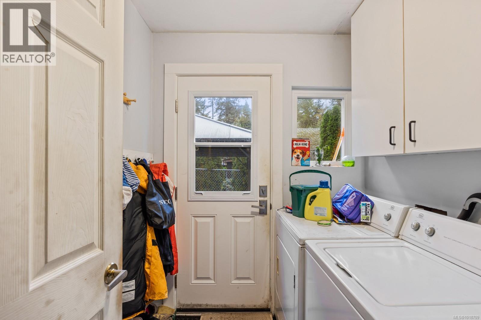 4792 Lewis Rd, Campbell River