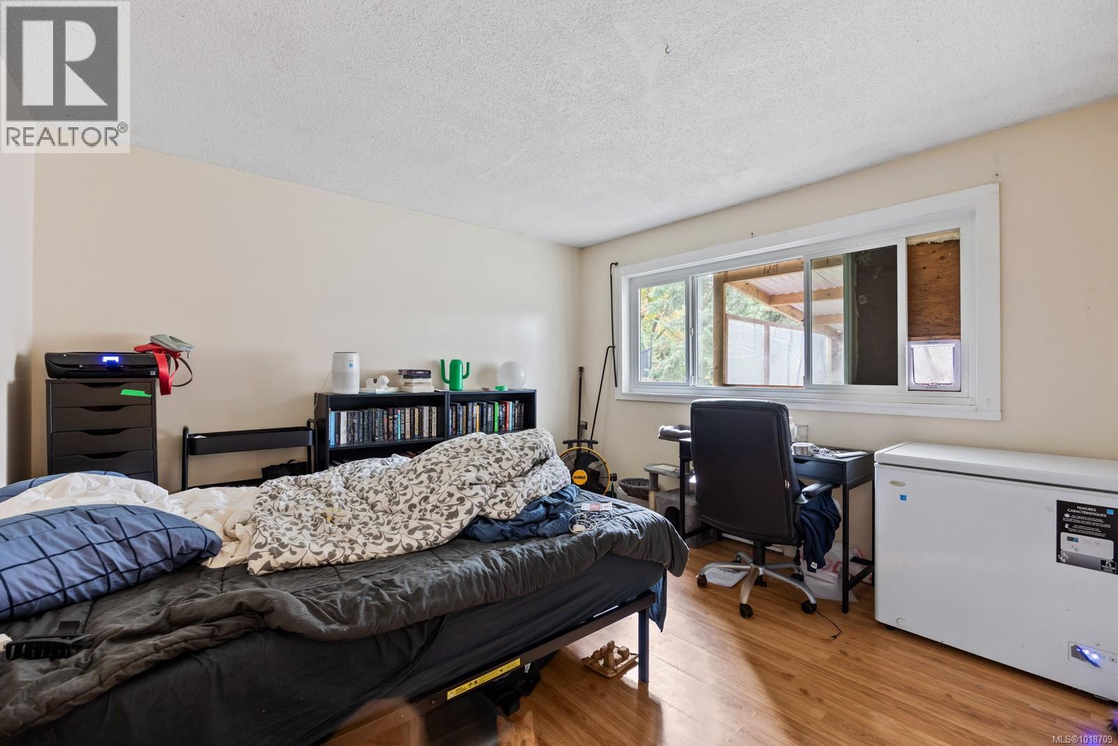 4792 Lewis Rd, Campbell River