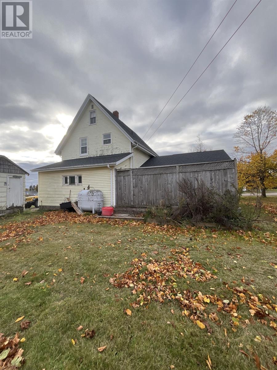 21 Bayview Drive - Photo 4 of 19, Summerside, Prince Edward Island