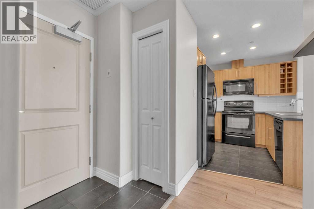 Single Family House for Sale in   Spruce Place SW Spruce Cliff Calgary 