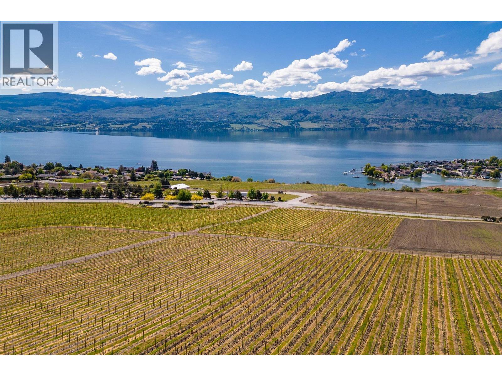 1345 Gregory Road, West Kelowna