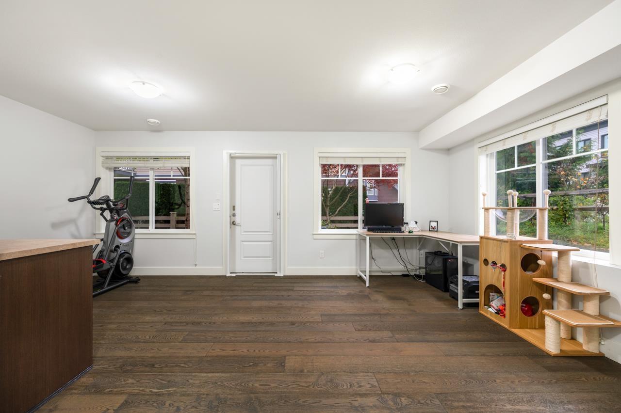 23 15977 26 AVENUE, Surrey