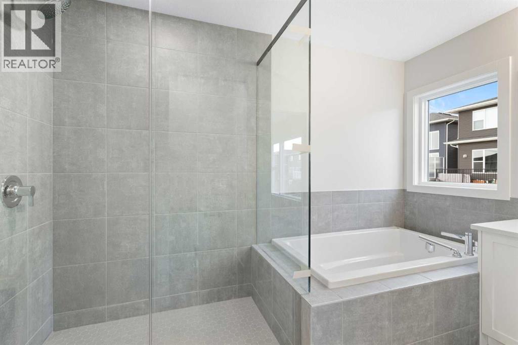 338 Rivercrest Road, Cochrane