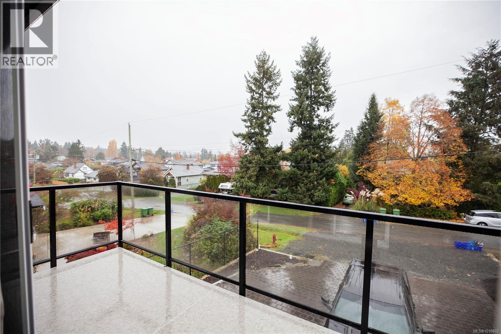  741 Snowdrop Avenue, Saanich