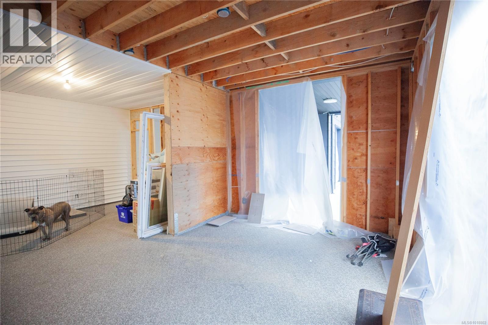  741 Snowdrop Avenue, Saanich