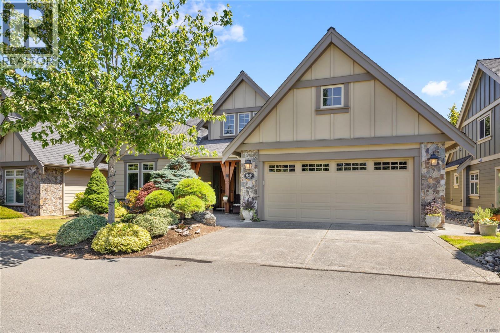 649 Eaglewood Crt, Qualicum Beach