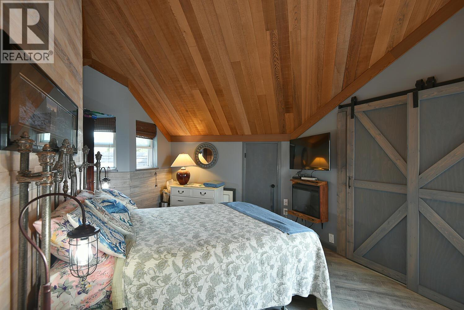 9196 TRUMAN ROAD, Halfmoon Bay