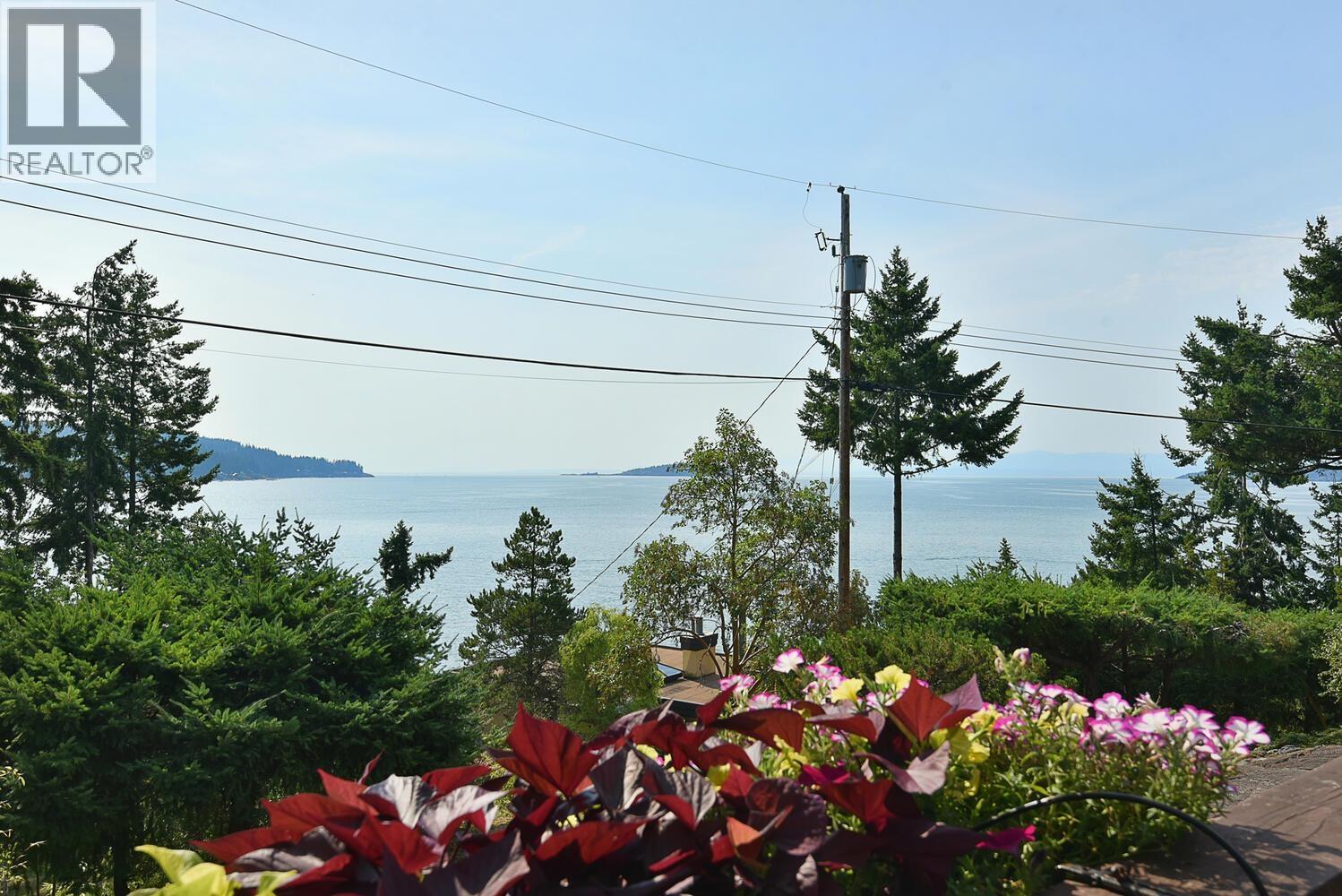 9196 TRUMAN ROAD, Halfmoon Bay