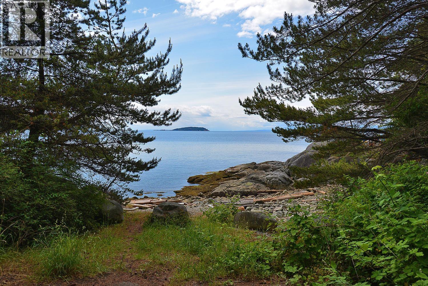 9196 TRUMAN ROAD, Halfmoon Bay