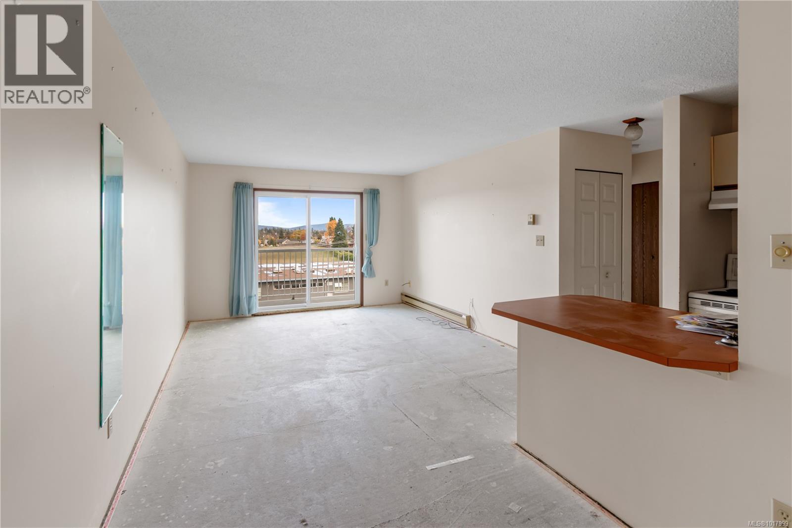 407 9942 Daniel St, Chemainus