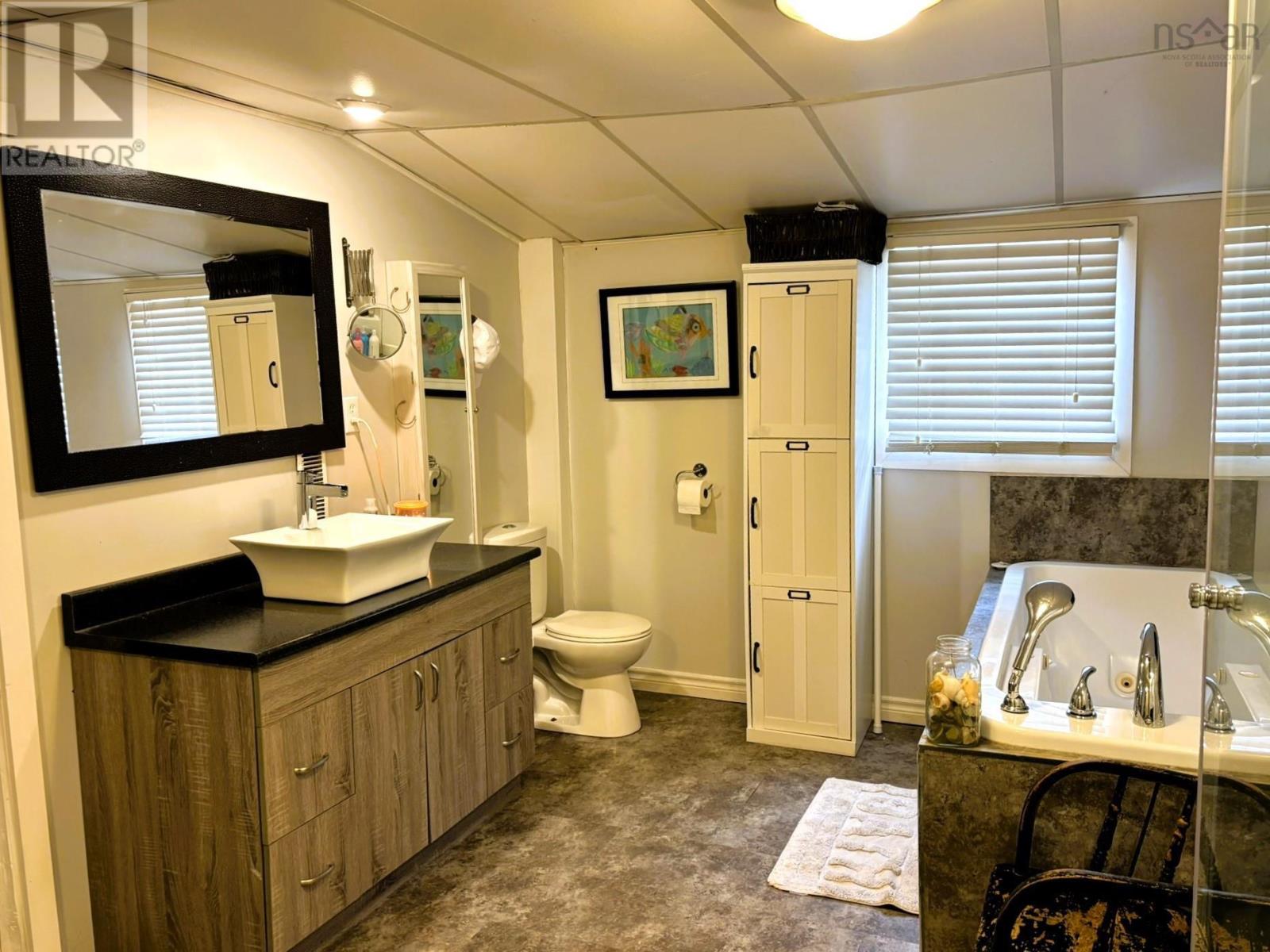 Property 11 of 30 of 1 beaverdam Road