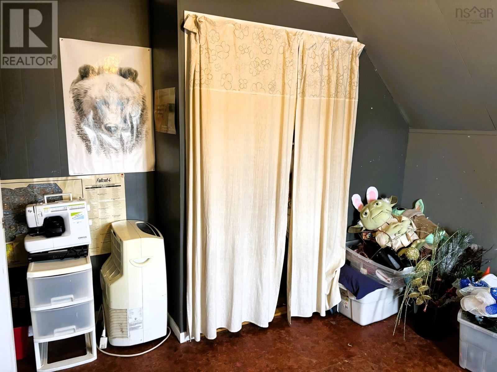 Property 30 of 30 of 1 beaverdam Road