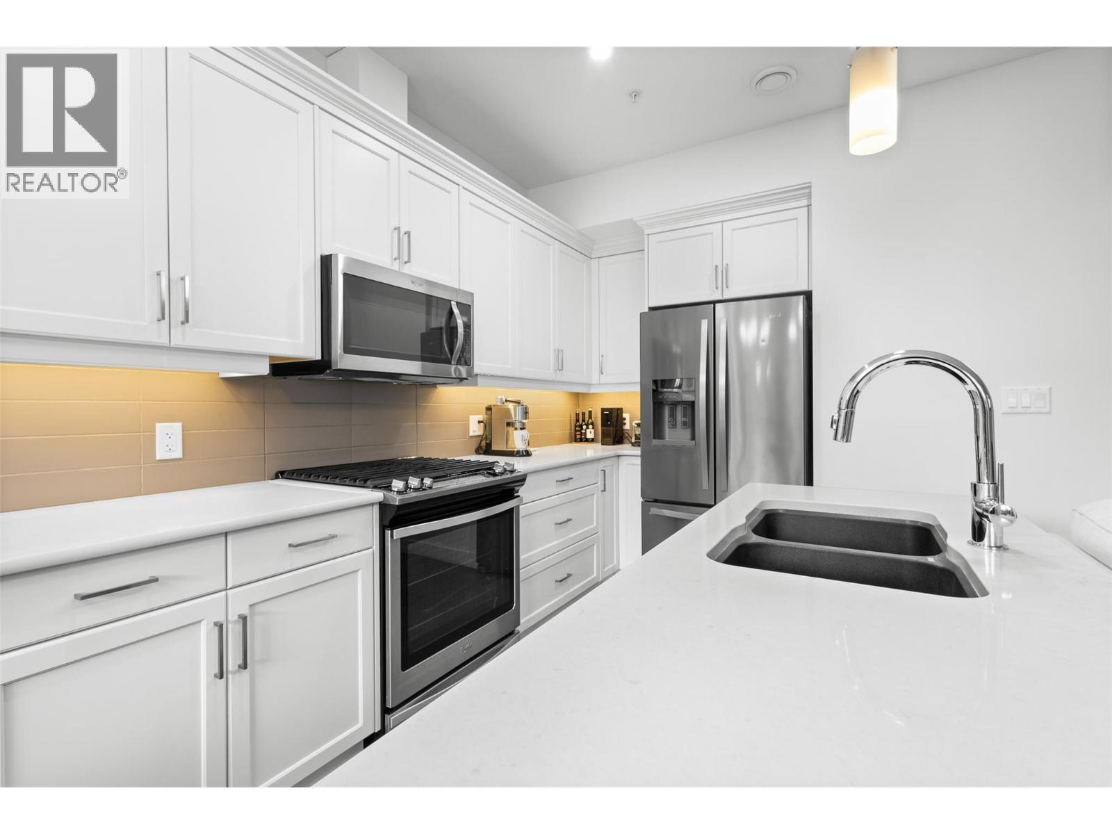 9563 Jensen Road Unit# 202, Lake Country