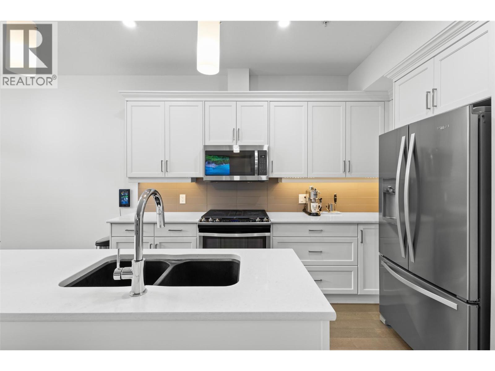 9563 Jensen Road Unit# 202, Lake Country