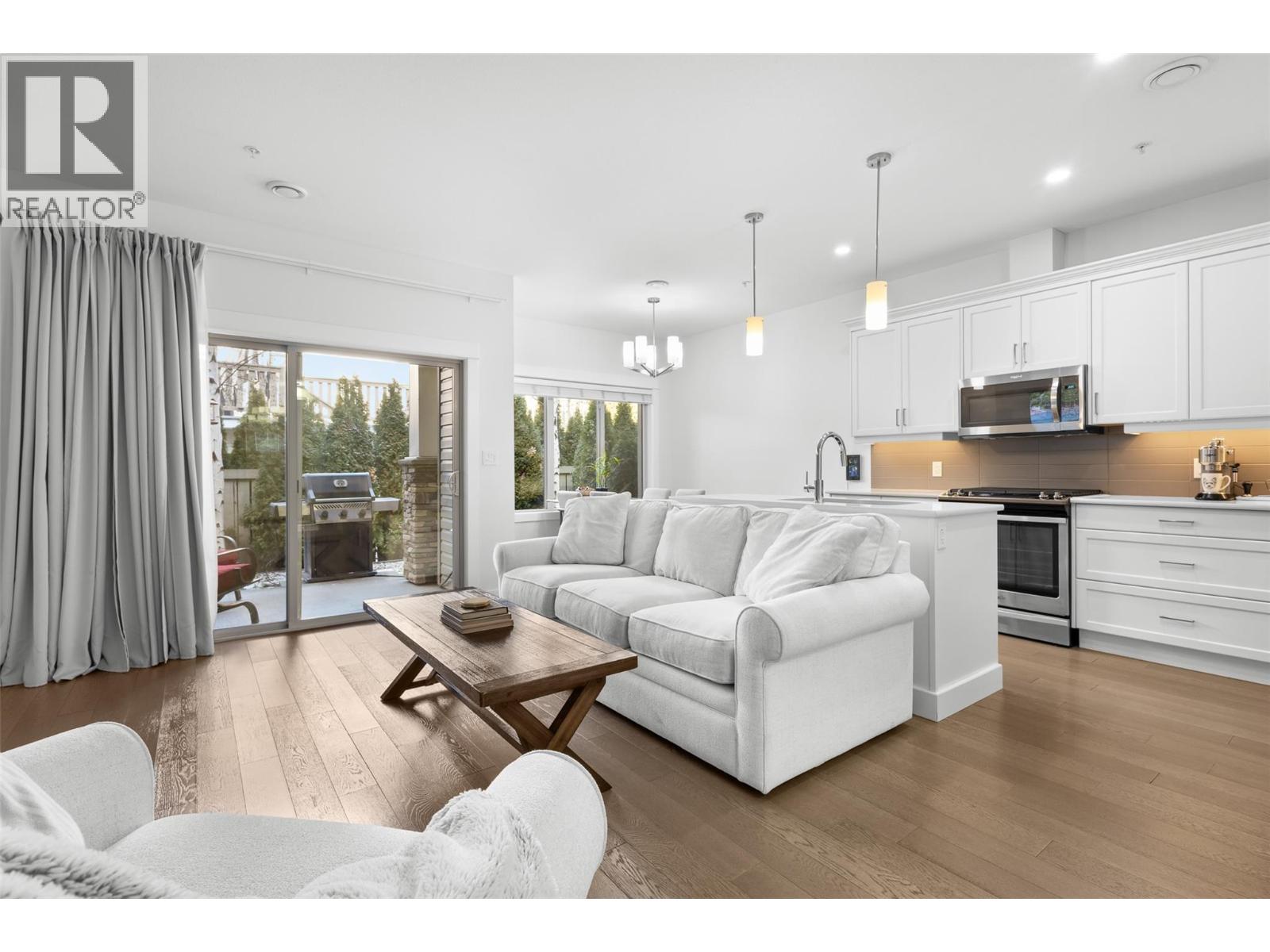 9563 Jensen Road Unit# 202, Lake Country