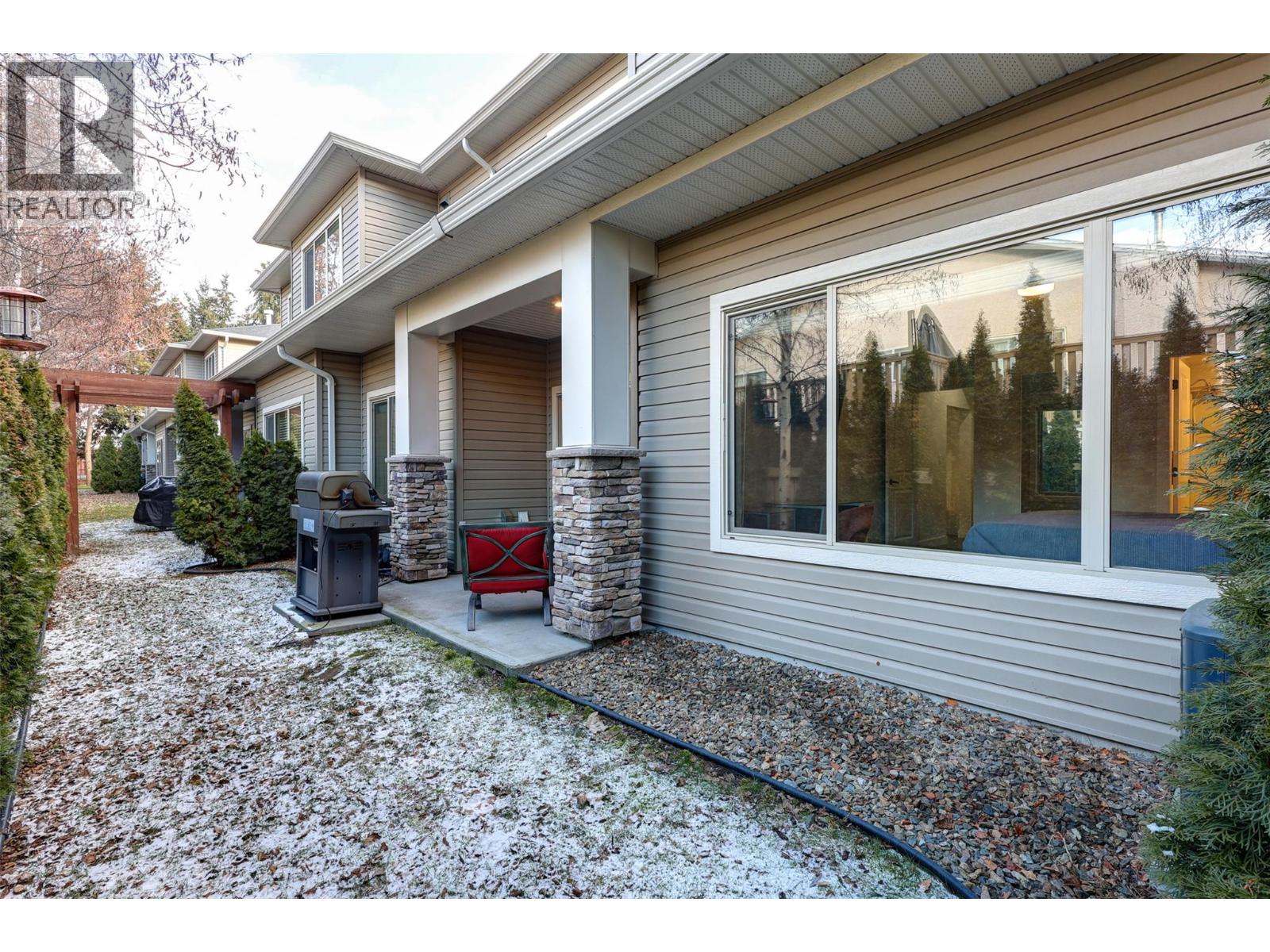 9563 Jensen Road Unit# 202, Lake Country