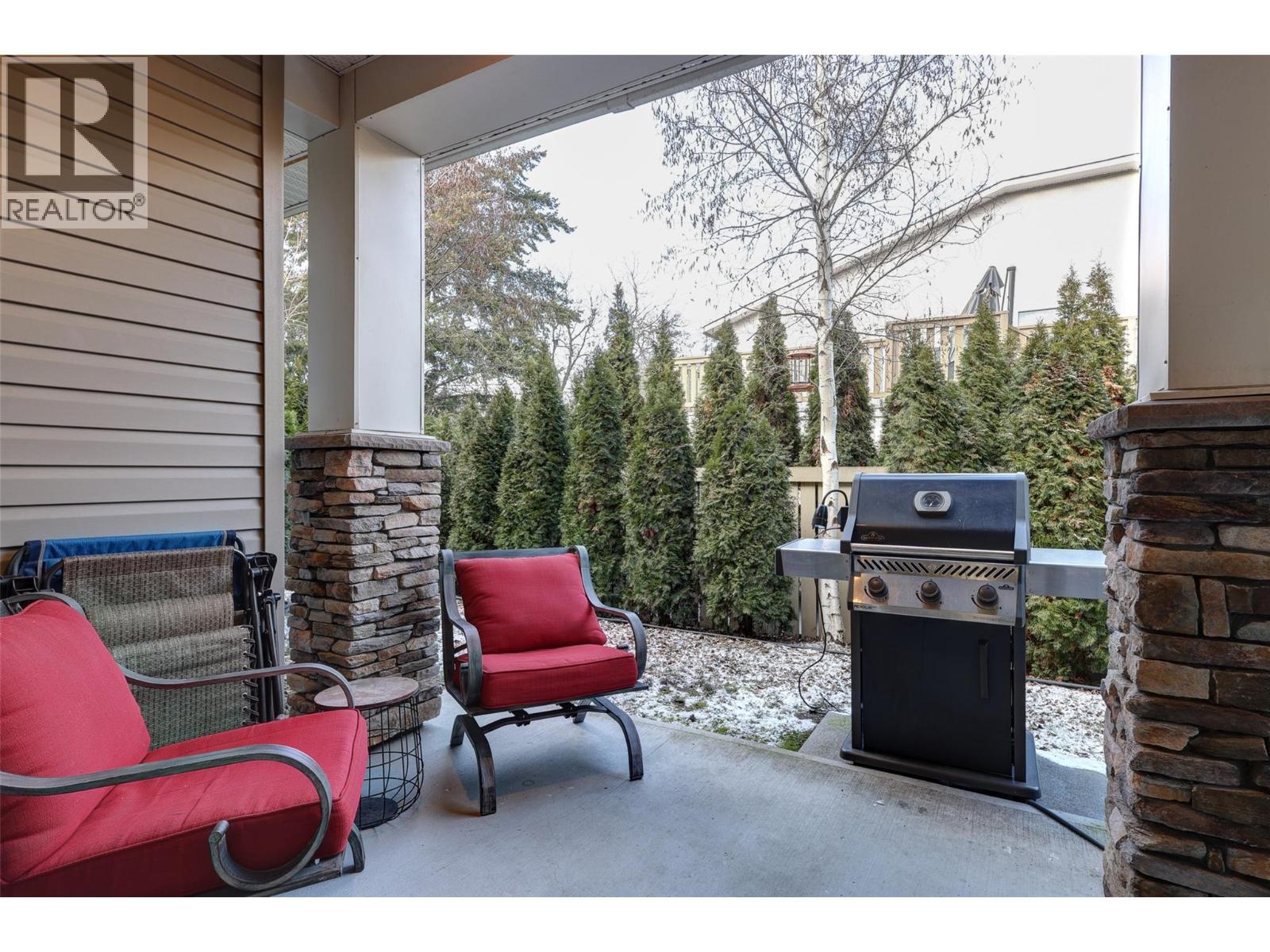 9563 Jensen Road Unit# 202, Lake Country