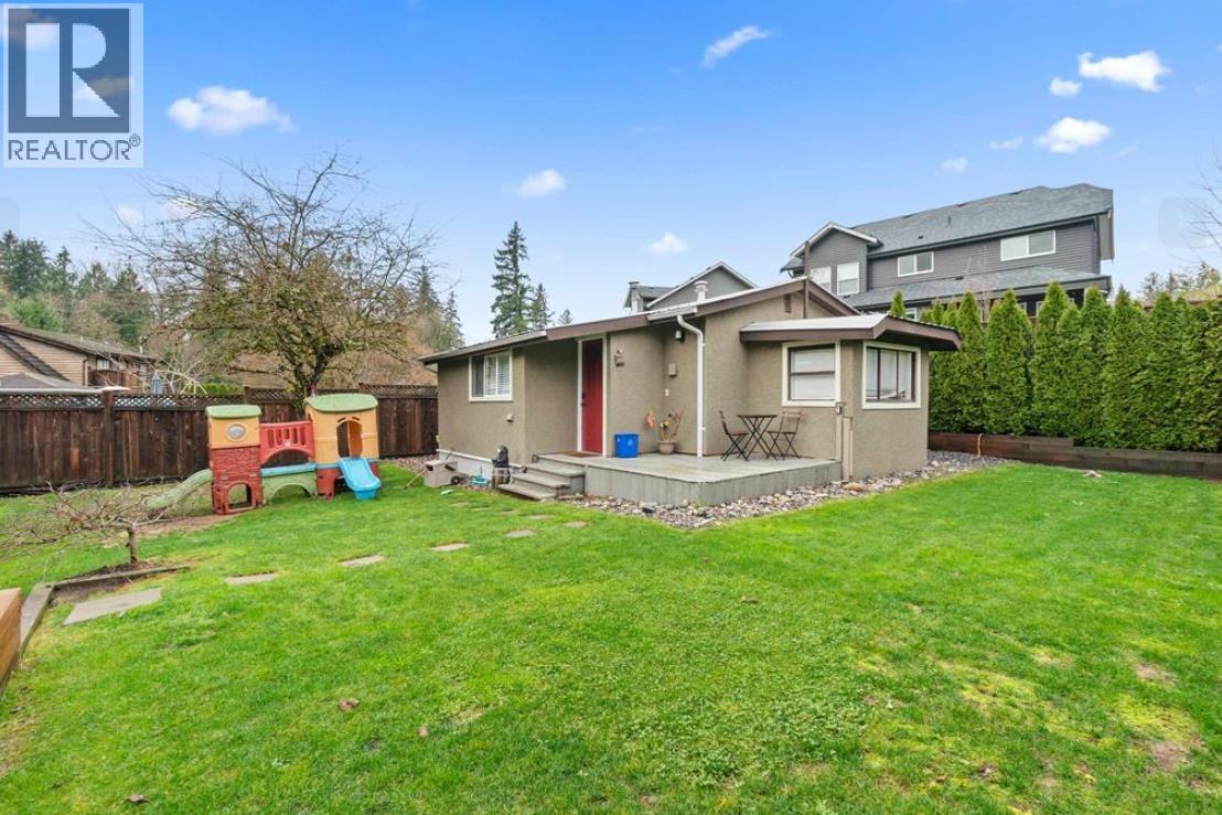 House in Maple Ridge - Image 14