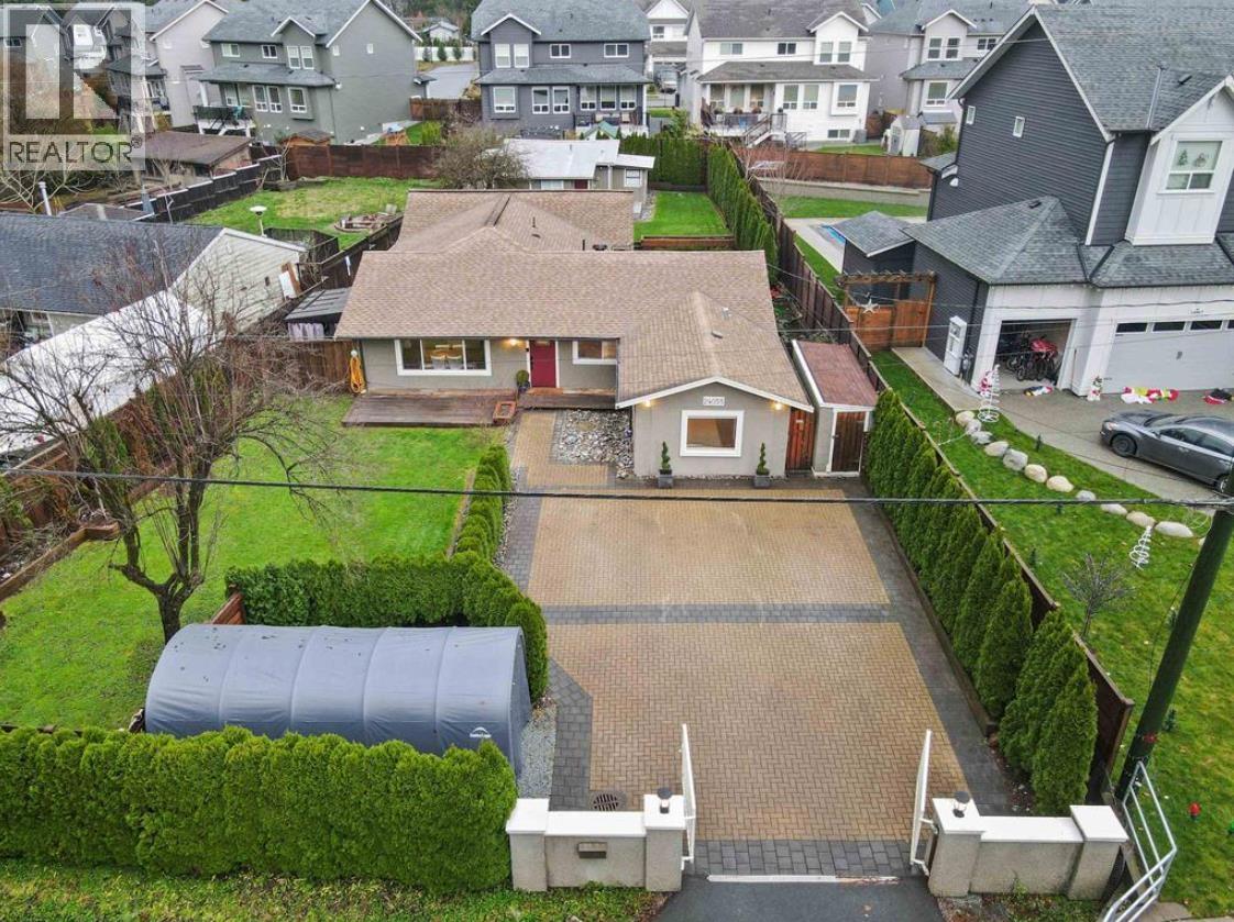 24055 FERN Crescent - photo 2