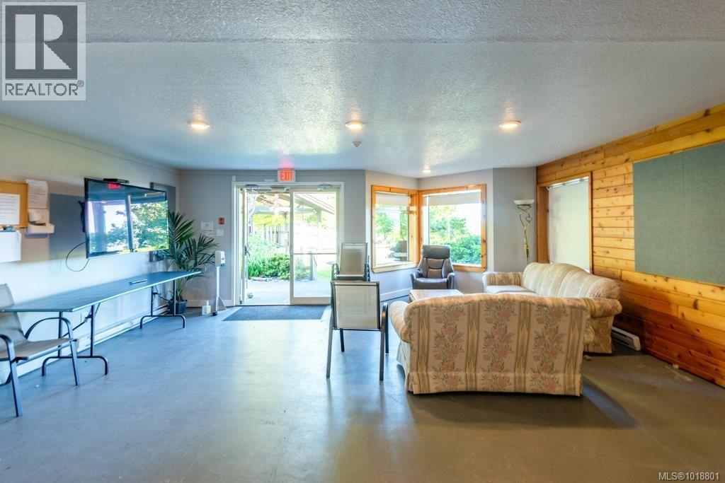 1204 27 Island Hwy S, Campbell River