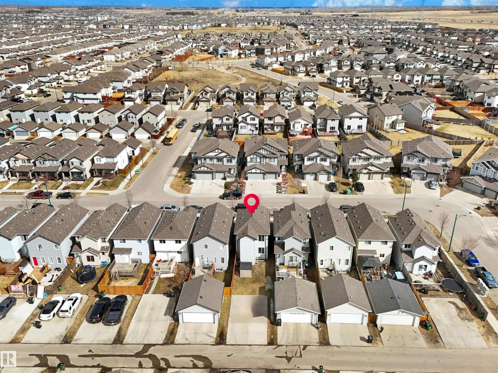 1442 33A Street NW NW, Edmonton