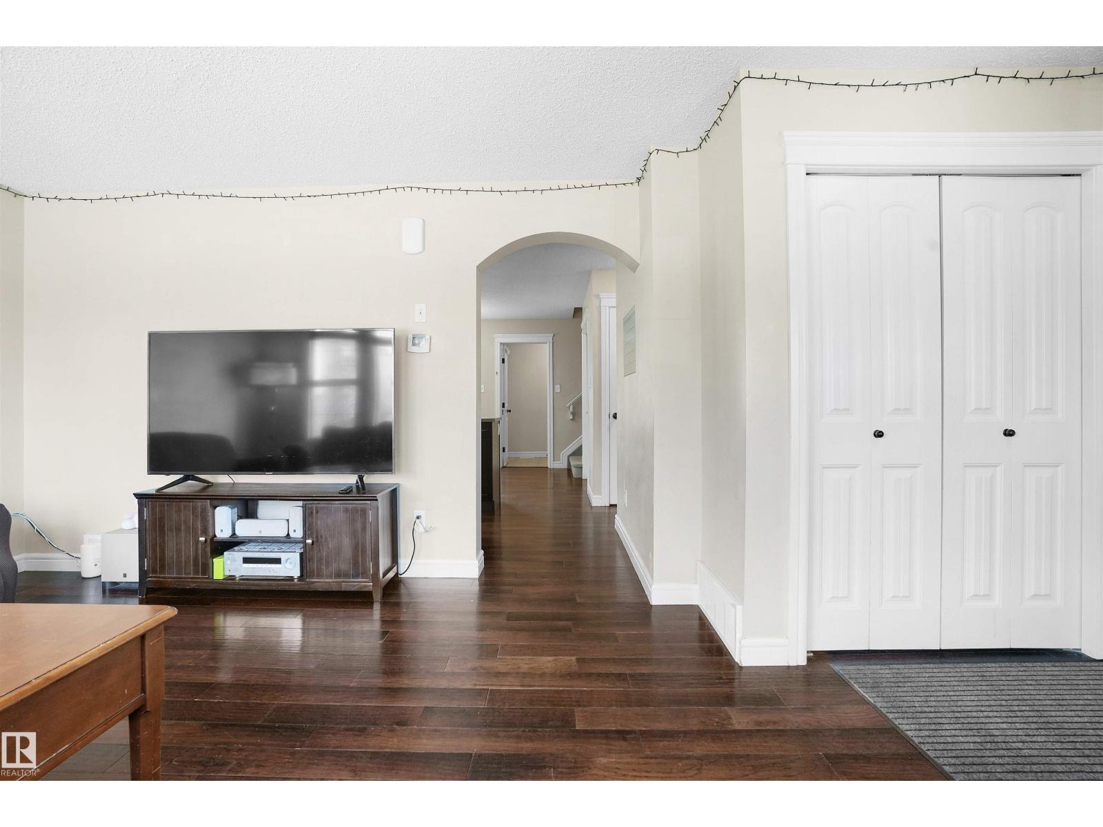 1442 33A Street NW NW, Edmonton