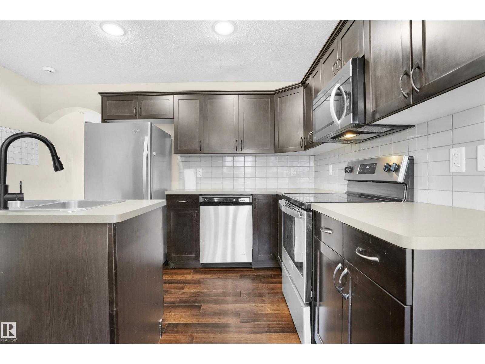 1442 33A Street NW NW, Edmonton