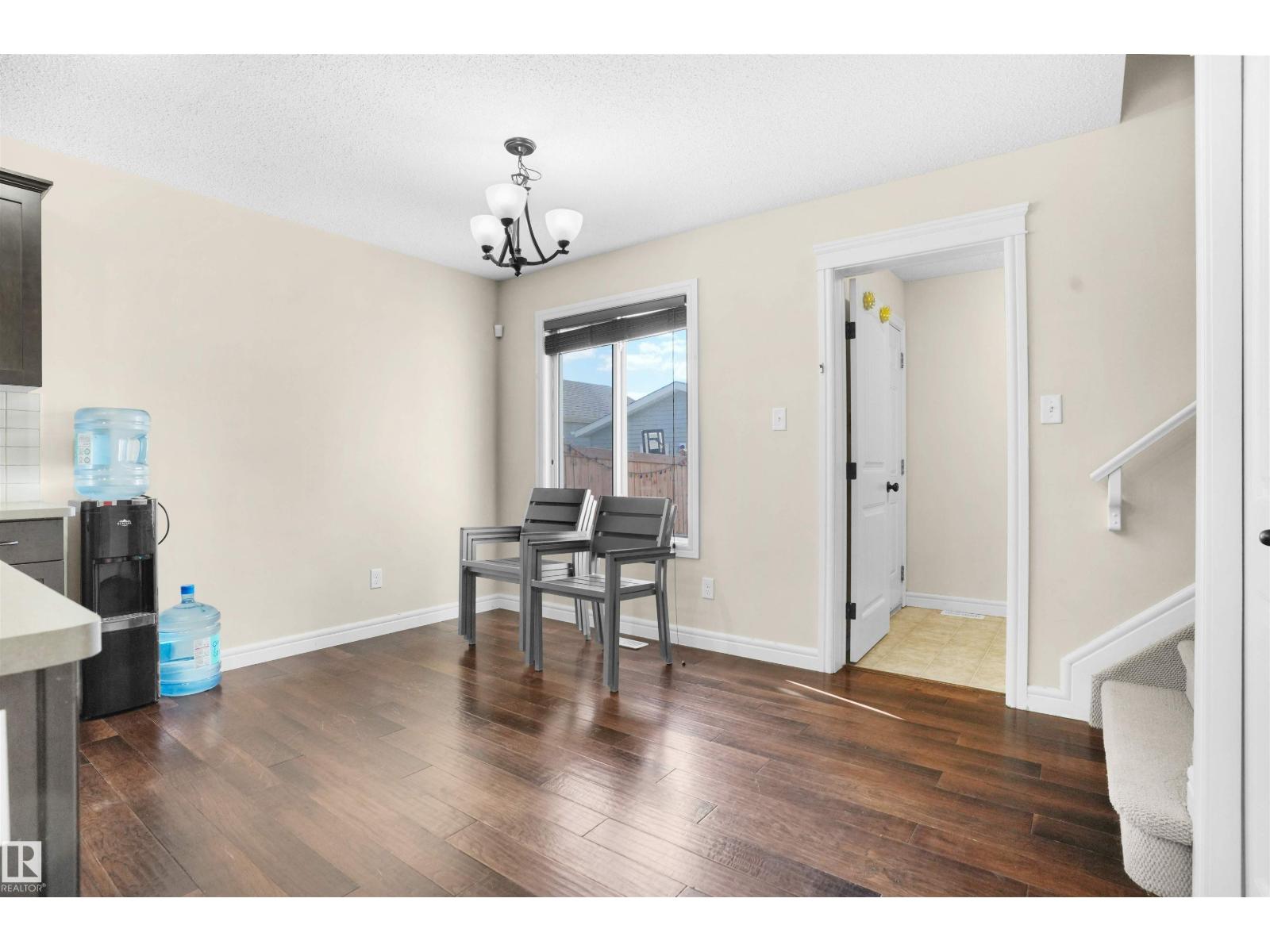 1442 33A Street NW NW, Edmonton