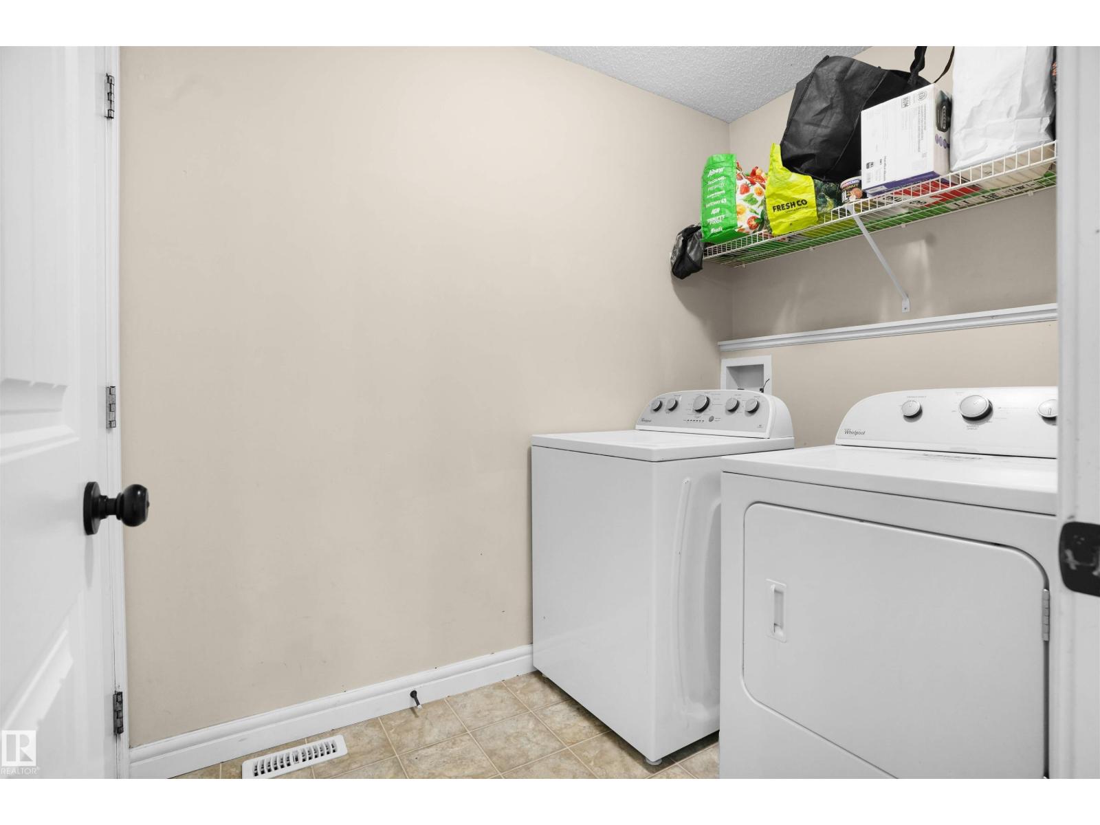 1442 33A Street NW NW, Edmonton