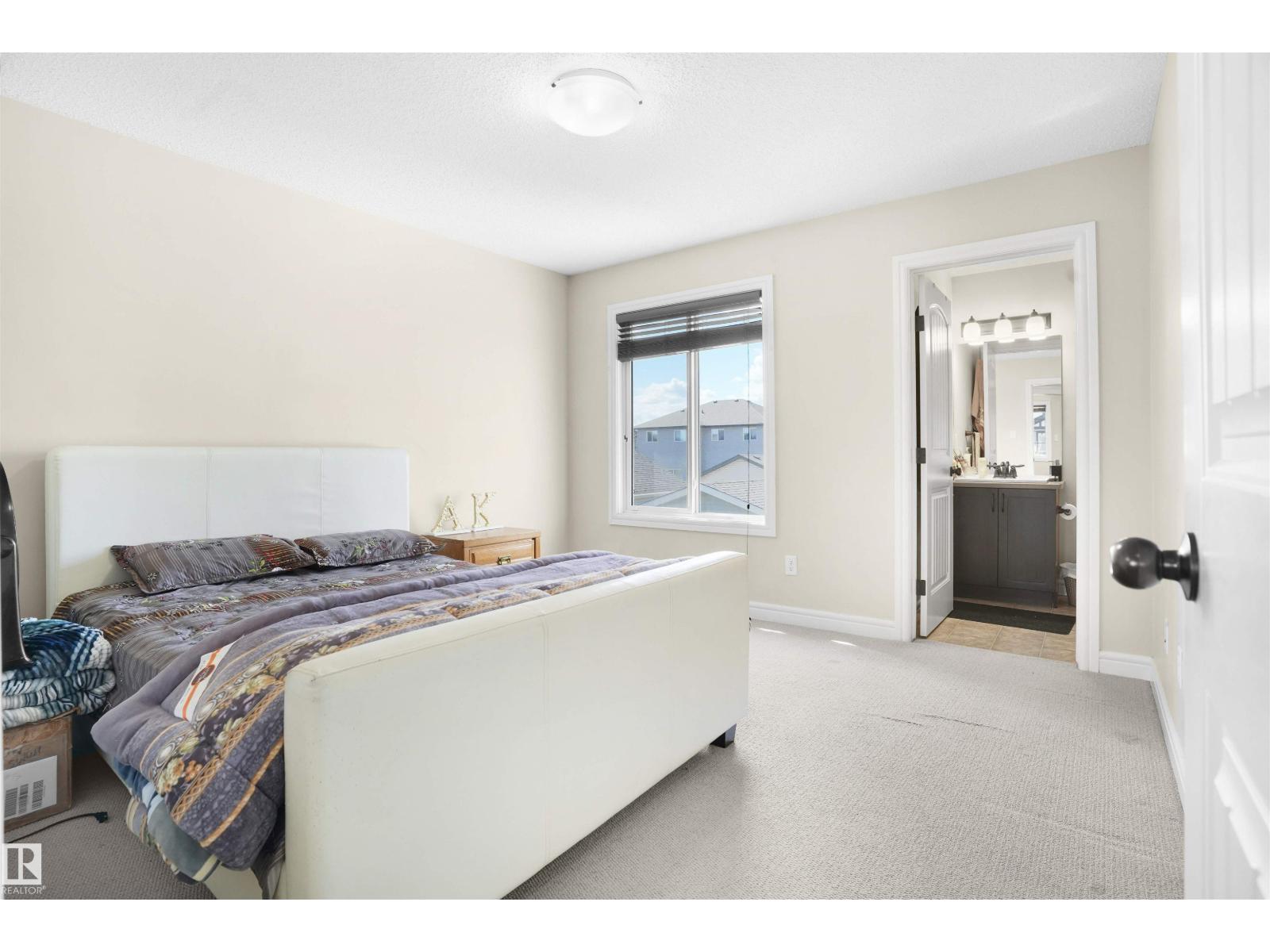 1442 33A Street NW NW, Edmonton