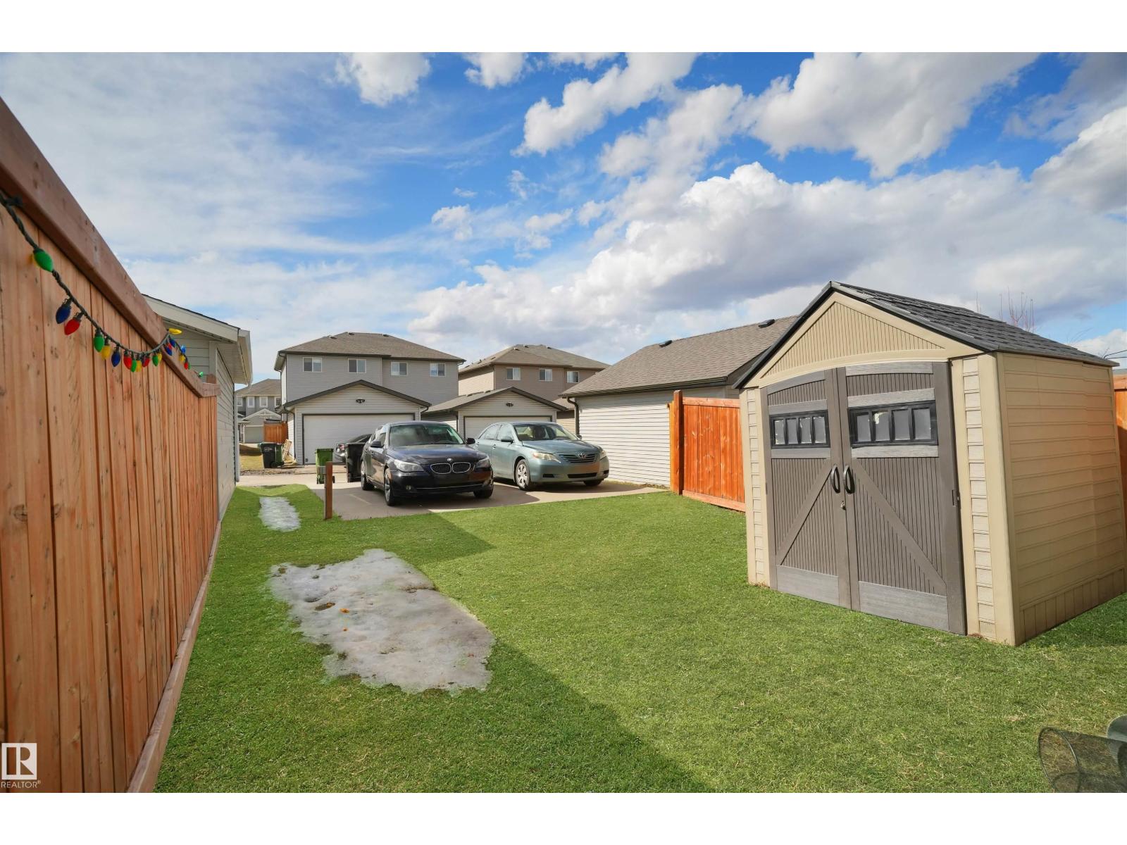 1442 33A Street NW NW, Edmonton