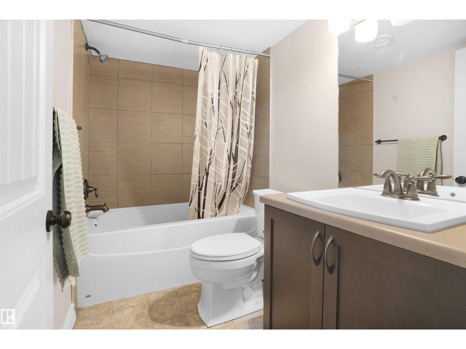 1442 33A Street NW NW, Edmonton