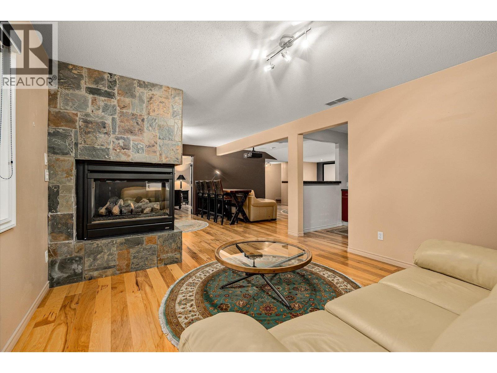  3929 Gallaghers Circle, Kelowna
